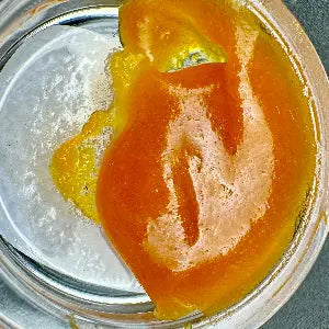 Amber THCa Sugar Wax Concentrates - 72.5% THCA by BLUNT STREET Badder, Bubble, Batter High Delta 9 THC Blunt Street